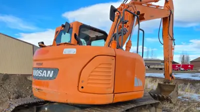 USED 2016 Doosan DX140LCR-3