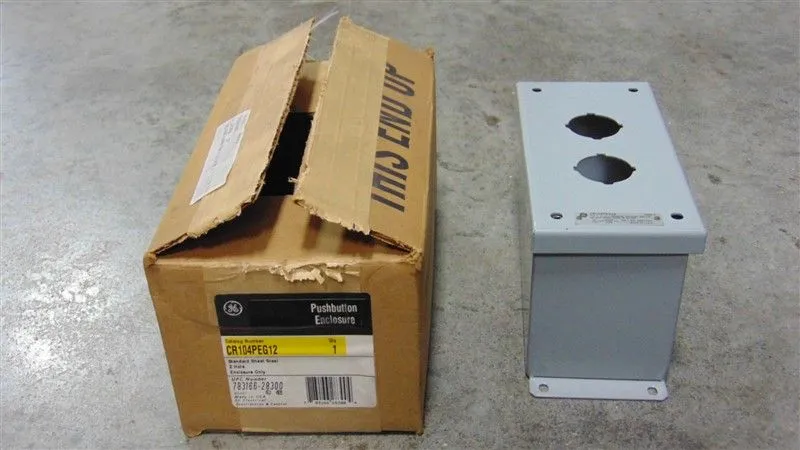 General Electric CR104PEG12 Heavy Duty Pushbutton Enclosure Series A New NIB