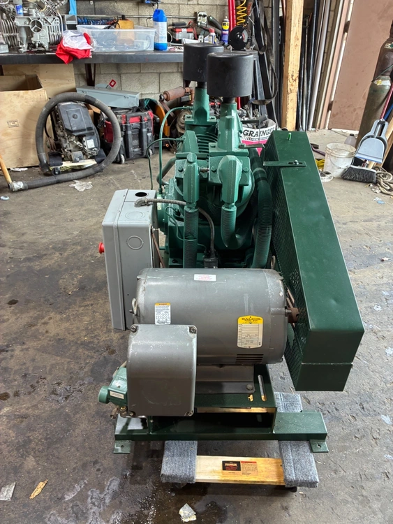 Used CHAMPION BR25 Air Compressors (Misc) California US | Zephyr Diversified, LLC #1538070