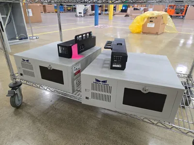 Mech-Mind Robotics IPCW-i5 3D Camera | 520 Machinery Sales LLC (1)