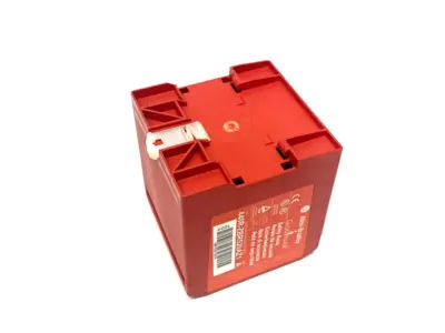 USED ALLEN-BRADLEY SER. A GUARDMASTER SAFETY RELAY MODULE