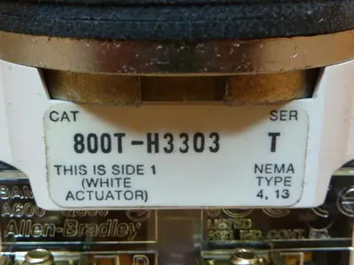 USED ALLEN BRADLEY 800T-H3303 SER T