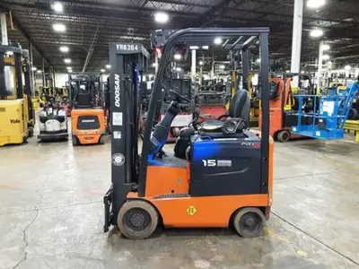 USED 2019 DOOSAN BC15S-5