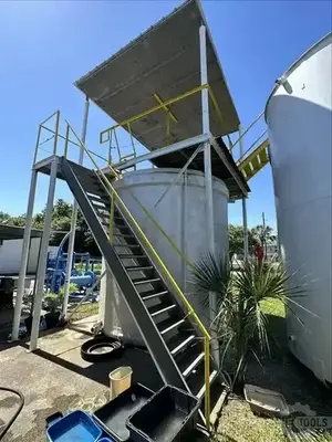 USED Platform Lifters
