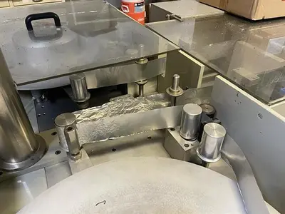 Sarong model SAAS-15 Suppository Machine with Aluminum Foil