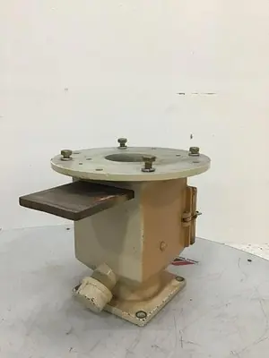 USED METAL FABRICATOR MAGNET