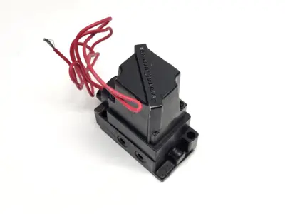 Used Parker Hannifin GG-202-250-M2 Solenoid Valves Michigan US | Maverick Industrial Sales #1398090