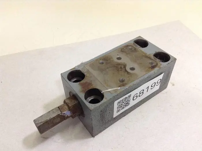 Used YUKEN EBG-10-C-2017 Valves/Fittings Michigan US | Ideal Machinery #699608