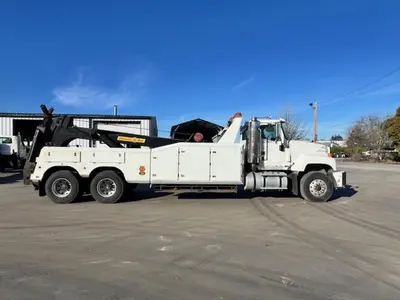 Used 2003 INTERNATIONAL PAYSTAR 5500I Tow trucks Washington US | Puget Sound Truck Sales #1546531