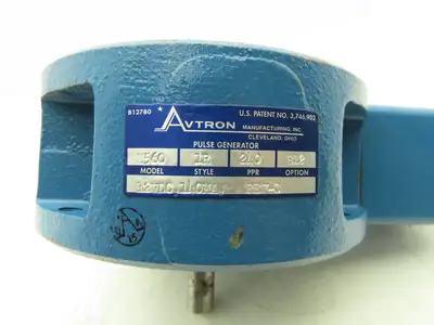 Avtron M560 Pulse Generator Tachometer Rotary Encoder Style 1R 12VDC 240 PPR 56C
