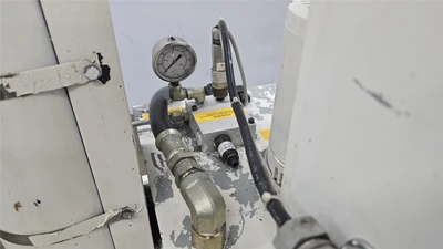 4.5" Extek Screen Changer With Hydraulic Power Pack