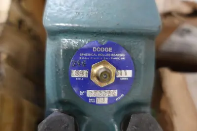 PALLET OF ASSORTED PILLOW BLOCK BEARINGS AND BEARING HOUSINGS, DODGE, FAG, RHP, MOLINE