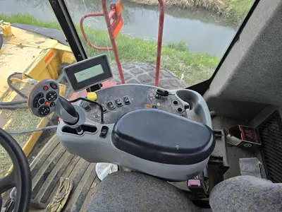 USED 2012 NEW HOLLAND H8080