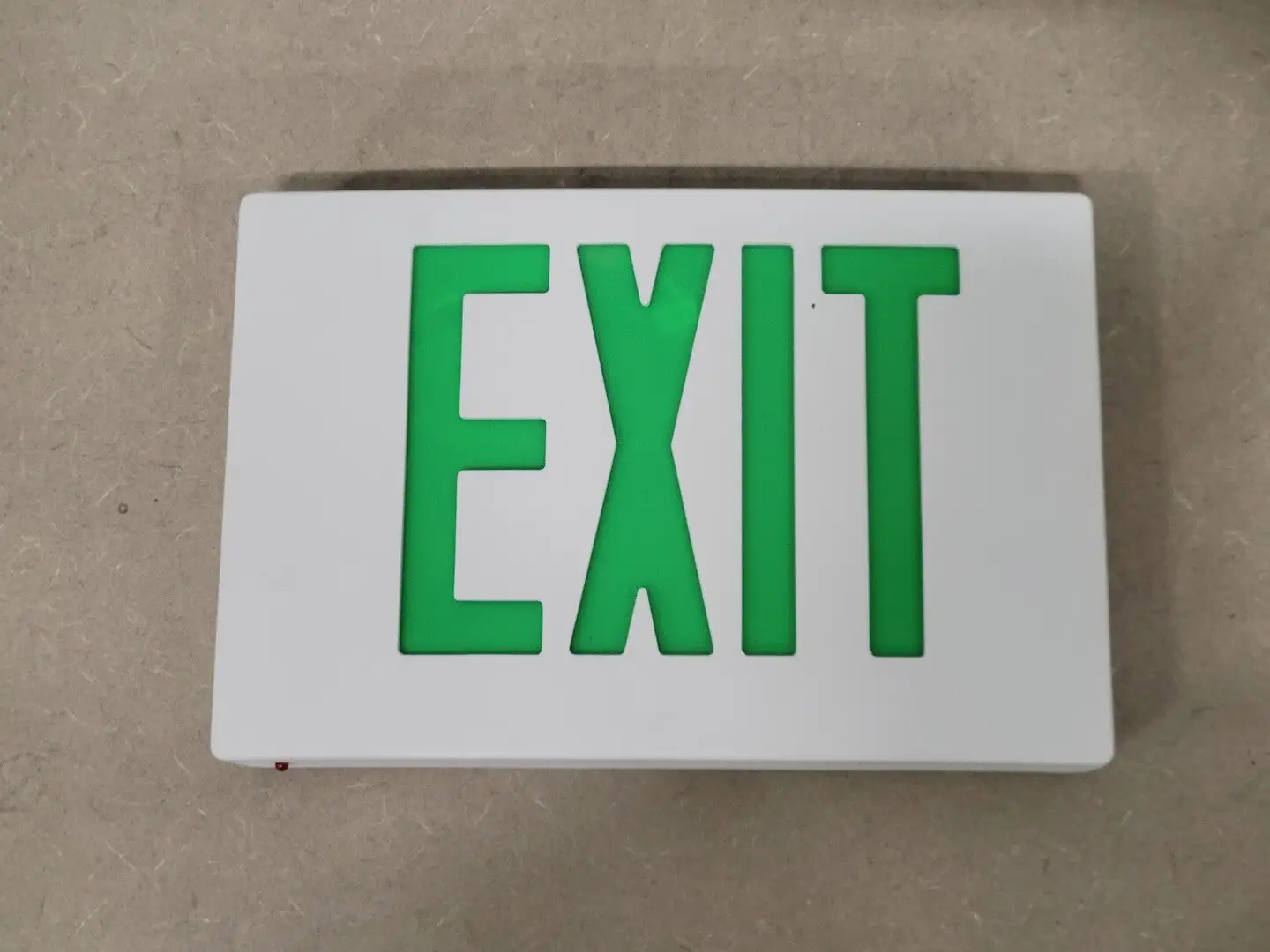 Emergency Exit Sign Green KXTEU1RWW