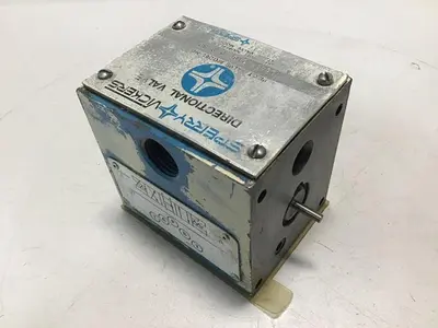 USED SPERRY VICKERS DG4S4 016C W B 50