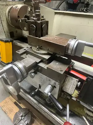 USED HARRISON M300 13" X 25" CENTRE LATHE