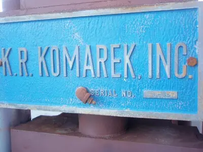 USED KOMAREK GREAVES B300