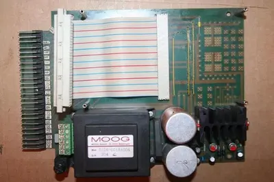 USED MOOG D128-001BA004