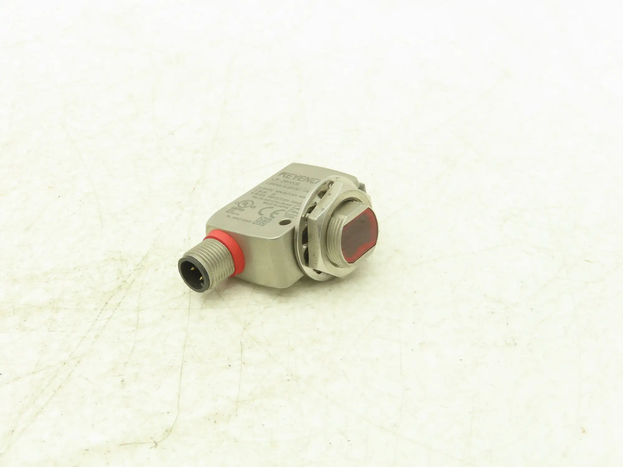 Keyence LR-ZB90CB Self-Contained CMOS Photoelectric Laser Proximity Sensor
