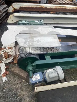 USED UNKNOWN MANUFACTURER: NEW 30 INCH CLEATED INFEED