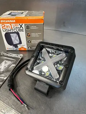 Sylvania 2-in-1 LED Cube X Light 1800 Lumens Spot Light (5.3.3)
