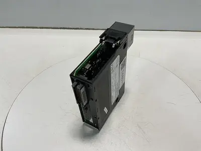 USED ALLEN BRADLEY 1756-IV32 SERIES A