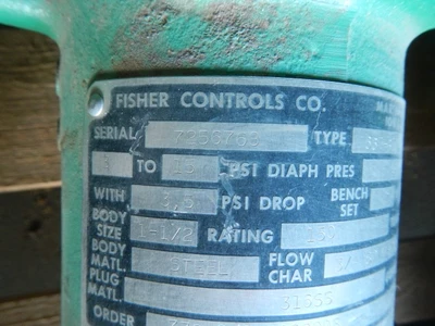 Fisher 1 1/2" 150 Class, WCB Steel Threaded Control Valve