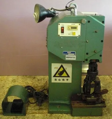 Used READ _UNKNOWN_ Wire Crimpers Texas US | Bamko Surplus Process Equipment #928946