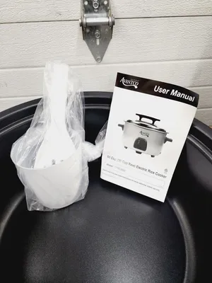Avantco RCSA60 60 Cup, Sealed Electric Rice Cooker / Warmer 120V NEW