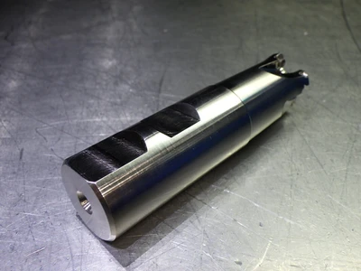 Kyocera 25mm 4 Flute Coolant Thru Endmill 25mm Shank MRX25-W25-08-4 (LOC3503B)