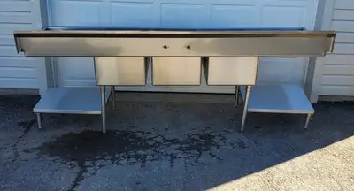 Winholt 10'  3 Comp. Sink w/  2 DRBD & 2 Shelves.  New Encore Fixtures & Drains