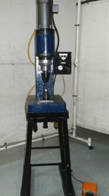 Used _UNKNOWN_ _UNKNOWN_ Rivet Spinners / Orbital New Jersey US | National Machinery Exchange #1500278