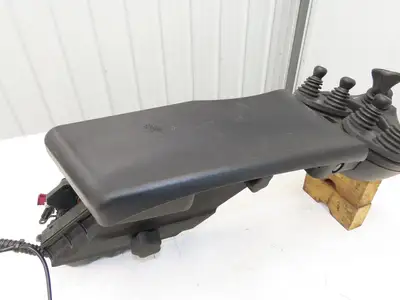 Linde Forklift Arm Rest 5 Lever Mast & Directional Control Removed From E20C