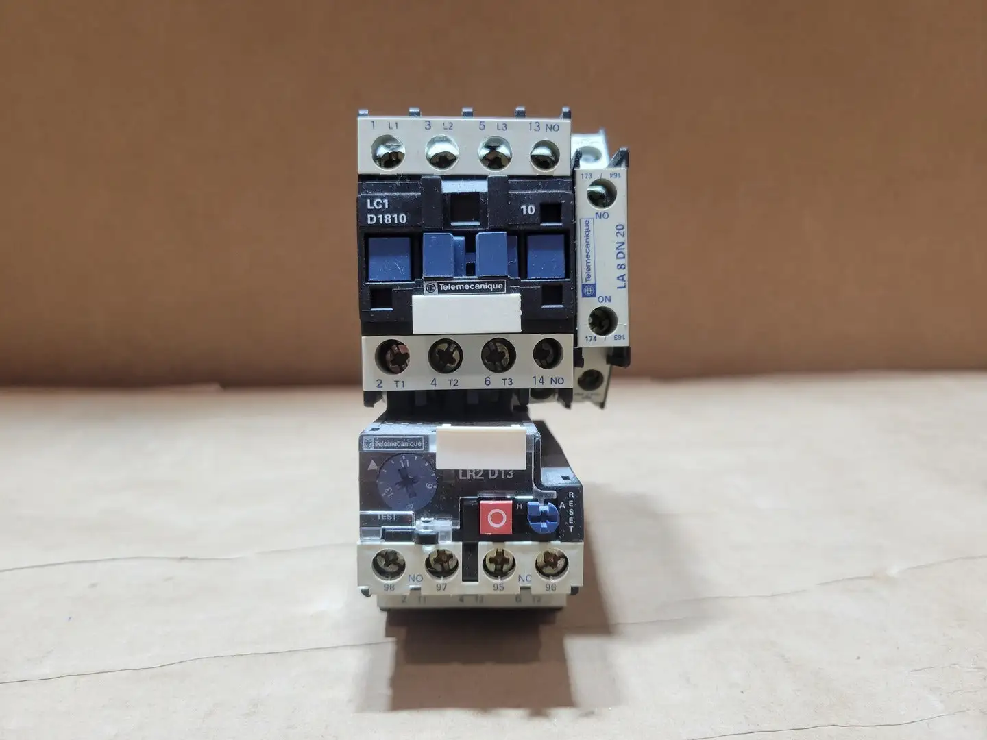 Used TELEMECANIQUE LC1D1810 Switchgears British Columbia CA | Lenmark #835786