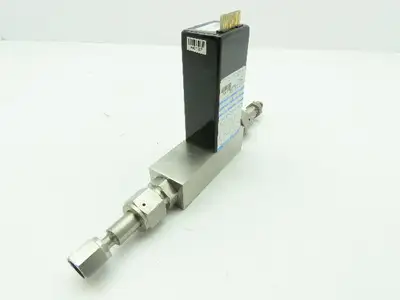UNIT UTM-3020 Mass Flow Calibration Meter Gas N2 50 SLM 500 PSI