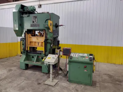 USED L&J EM275-42-24