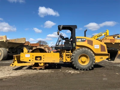 Used 2013 CATERPILLAR CP56B Single Drum Rollers New York US | Abele Tractor #1343185