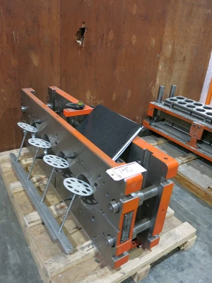 10" Plate Thermoforming Mold