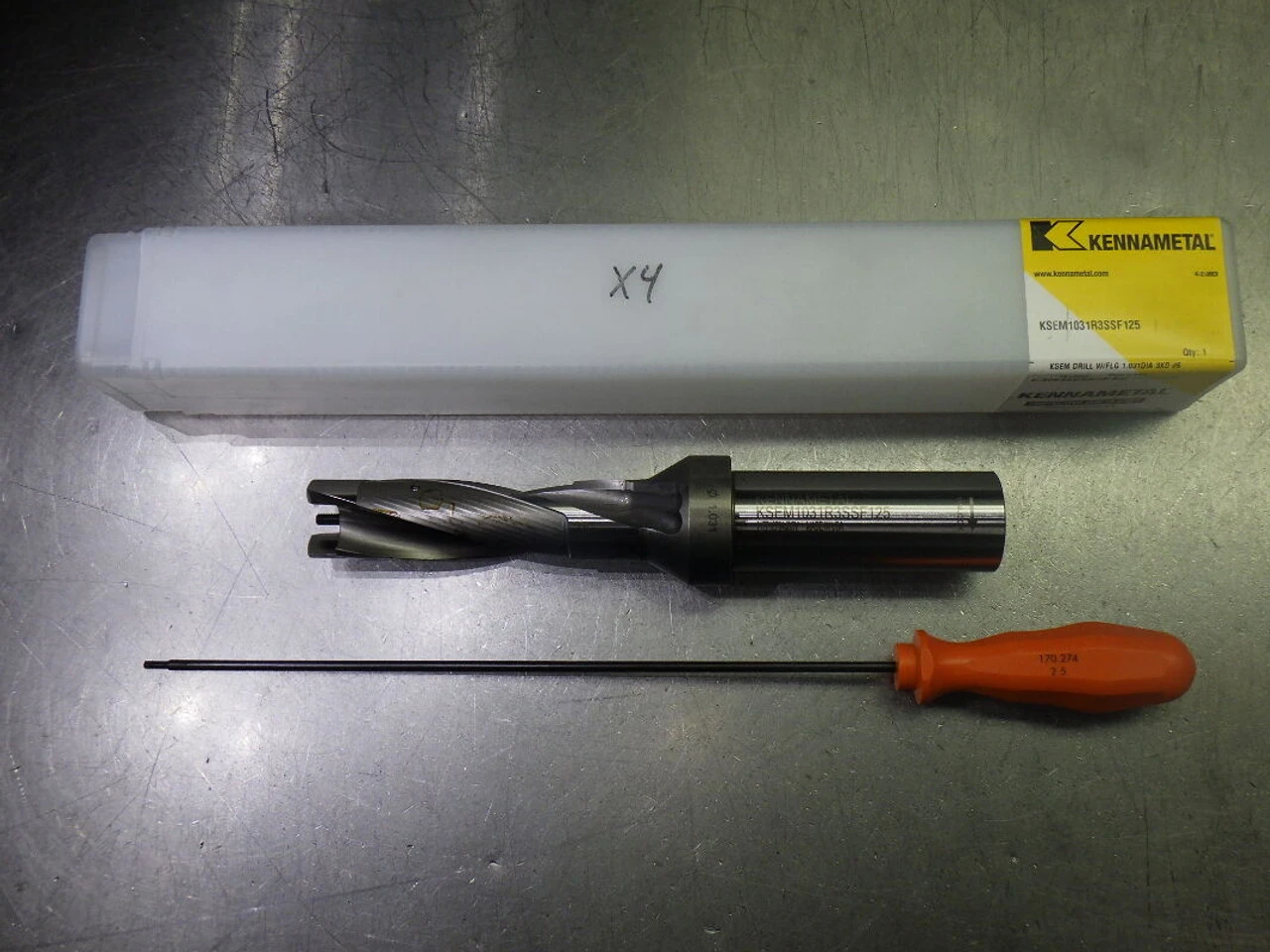 Kennametal KSEM 1.031" Coolant Thru 3xD Drill 1.25" Shank KSEM1031R3SSF125 (LOC999B)