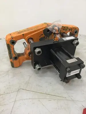 USED CINCINNATI MILACRON N5G-2.5X3.03