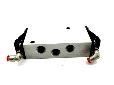 NEW MANNESMANN REXROTH 5711200050 PNEUMATIC VALVE