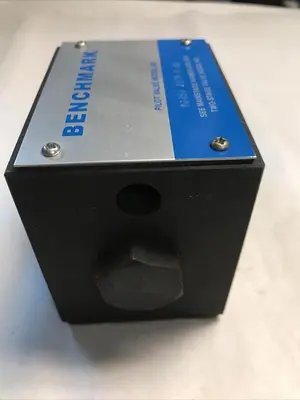Used BENCHMARK DG4S4-017B-B-60 Pump & Valve Parts Ohio US | Surplus Asset Holdings #1233689