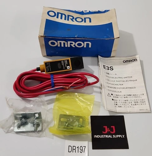 NEW Omron E3S-5LE41