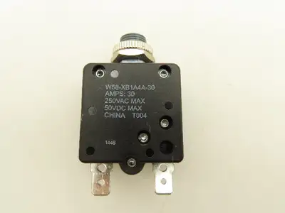 ETE W58-XB1A4A-30 Circuit Breaker Thermal Reset 250VAC 30A Lot Of 5