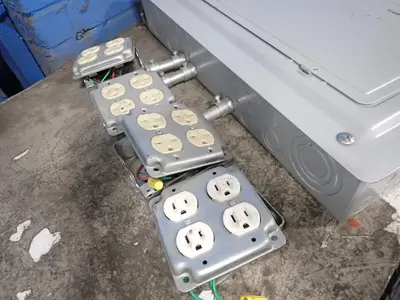 USED SIEMENS P1224L3125CU