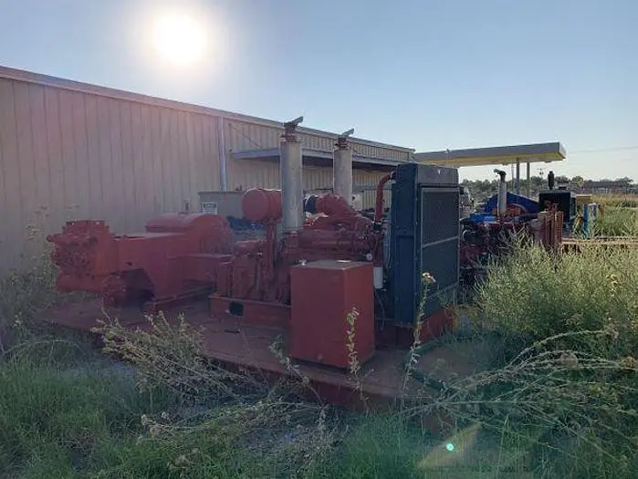 Used ELLIS WILLIAMS 440 Pumps | Elliott Equipment Company #1049009