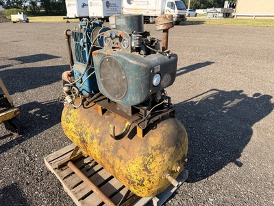 Used KOHLER AIR COMPRESSOR Tank Mounted Air Compressors Michigan US | Miedema Asset Management Group #1410935