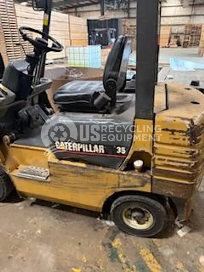 USED 1997 CATERPILLAR GP1018 WITH BALER CLAMP