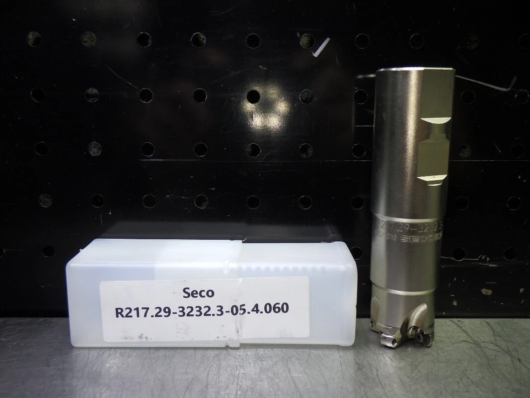 SECO 32mm 4 Flute Indexable Endmill 32mm Shank R217.29-3232.3-05.4.060 (LOC307)
