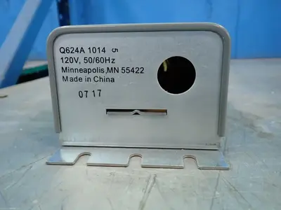 USED HONEYWELL Q624A 1014